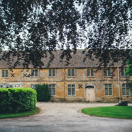 North Cadbury Court Coach Houses Екстер'єр фото