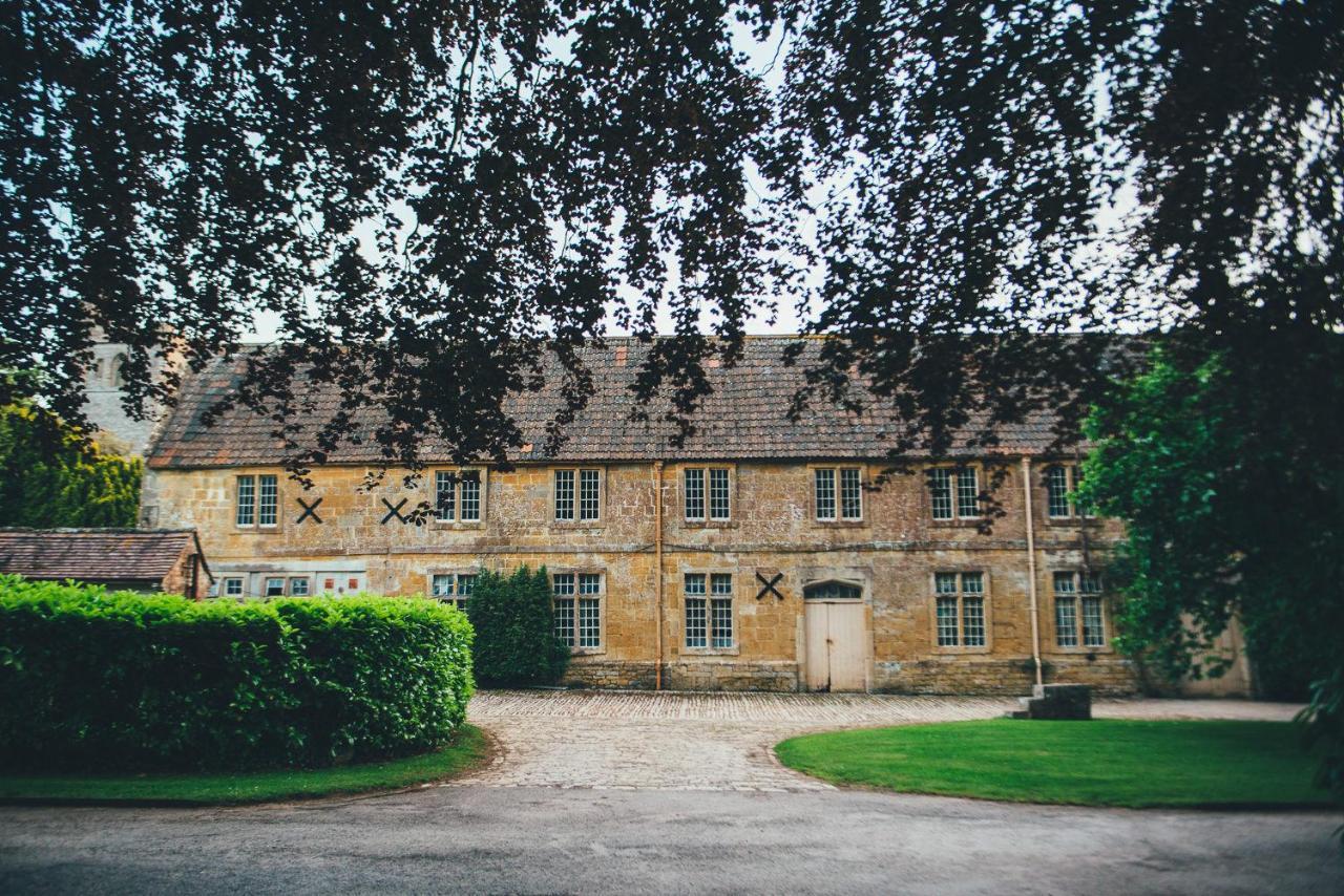 North Cadbury Court Coach Houses Екстер'єр фото